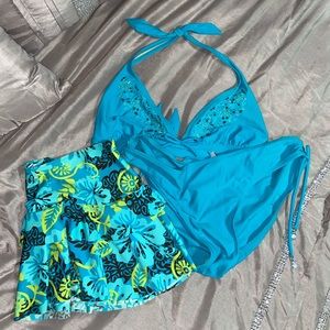 Bikini 👙 with skirt